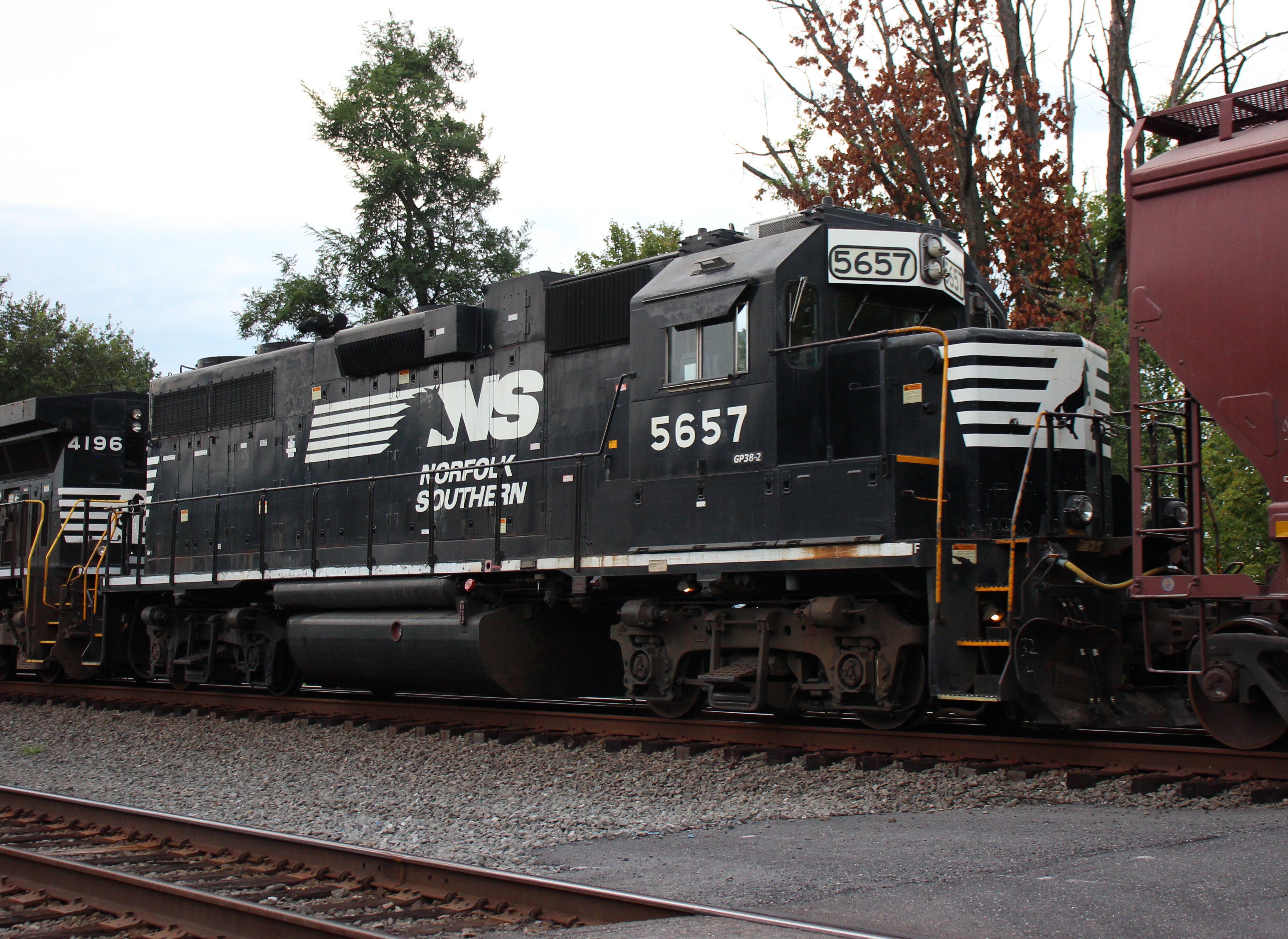 NS 5657 (CR 7886) | Conrail Photo Archive